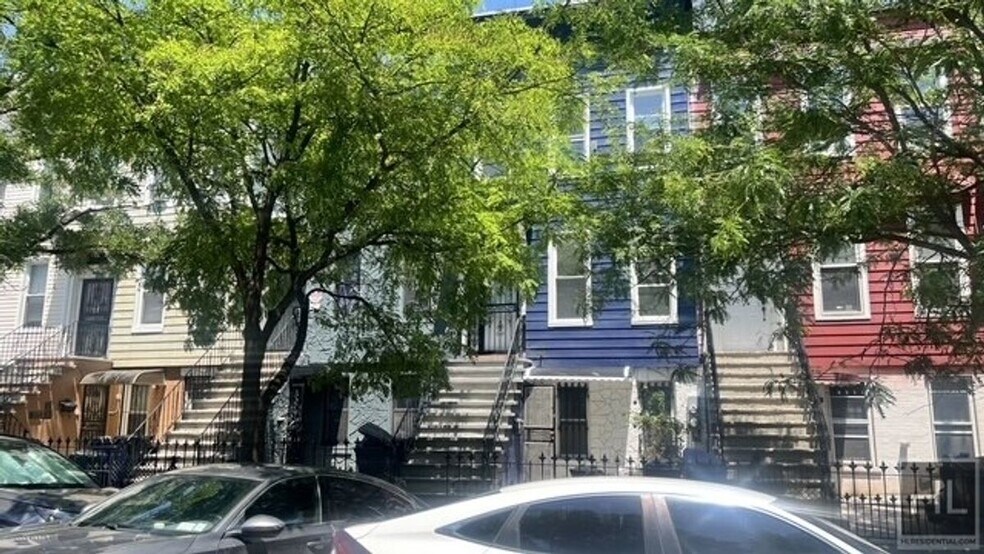 Building Photo - 1195 St Marks Ave