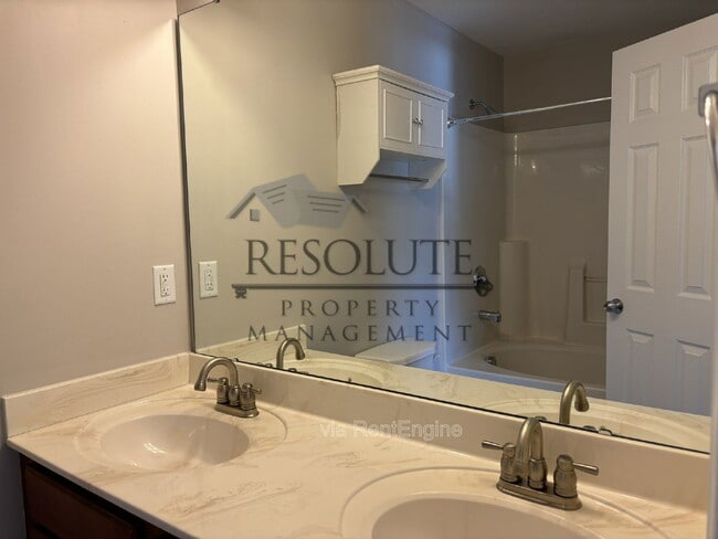 Building Photo - 11316 Shadow Elms Ln