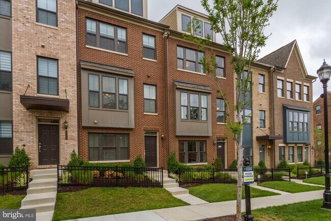 Primary Photo - 4506 Woodberry St