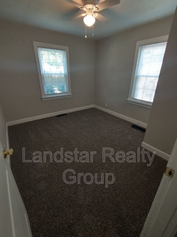 Building Photo - 1319 Thornberry Ave