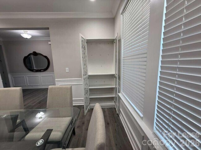 Building Photo - 128 Reids Cv Dr