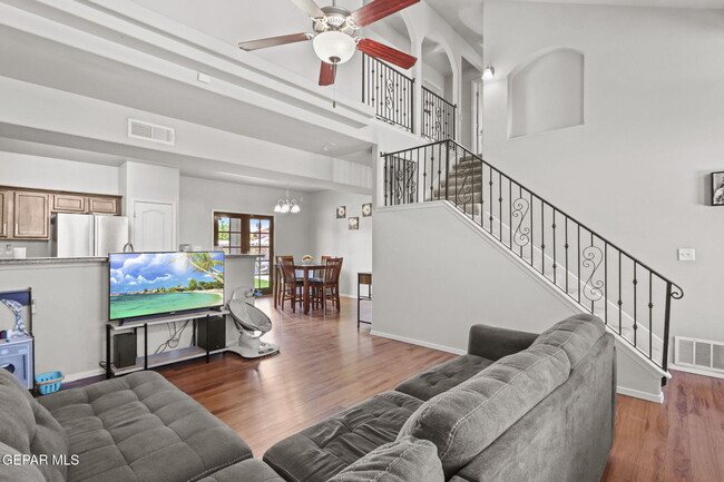 Building Photo - 11616 Windrift Ct