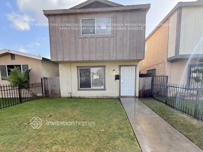 Building Photo - 120 E 67th Way
