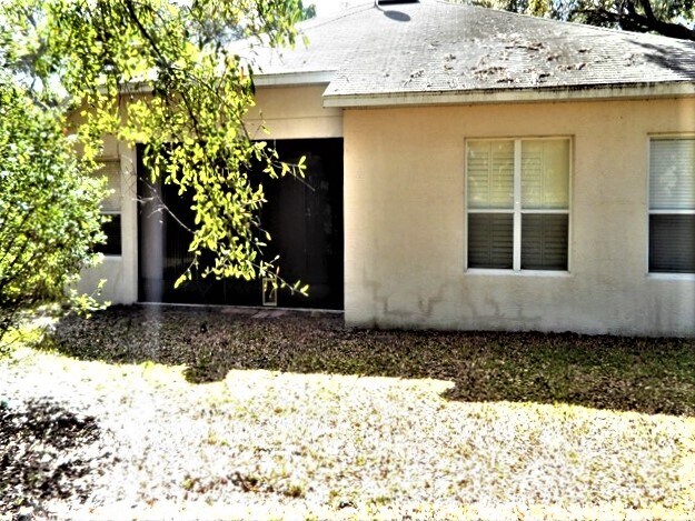 Building Photo - 2042 Ancient Oak Dr