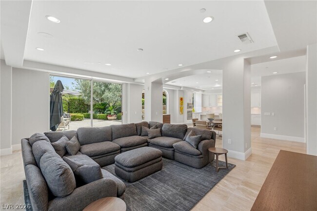 Building Photo - 9101 Alta Dr