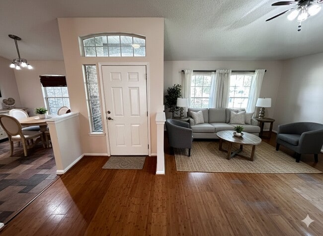 Building Photo - 4 Bed 3 Bath Home Near Jacksonville Beach. Pet Friendly! OPEN HOUSE: FRIDAY, OCTOBER 2ND. 4–6 PM!