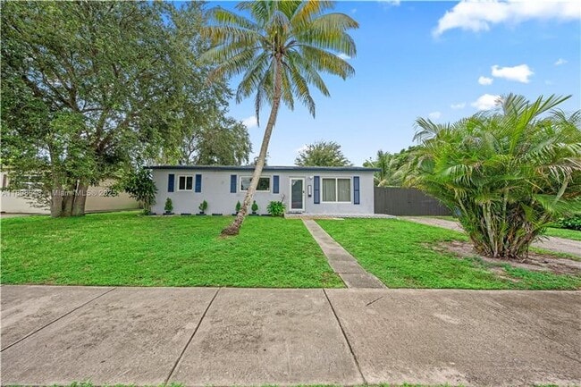 Primary Photo - 1320 NE 210th Terrace