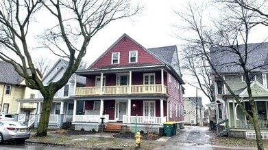 Building Photo - 193 Pearl St