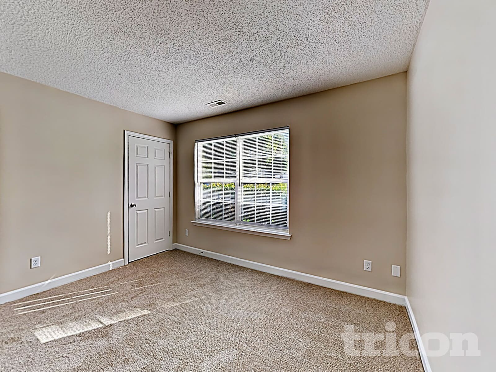 Building Photo - 11110 Nolet Ct