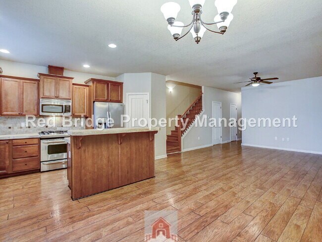 Building Photo - 14286 Russ Wilcox Way