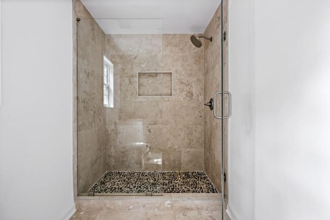 Building Photo - 3089 Del Monico Dr