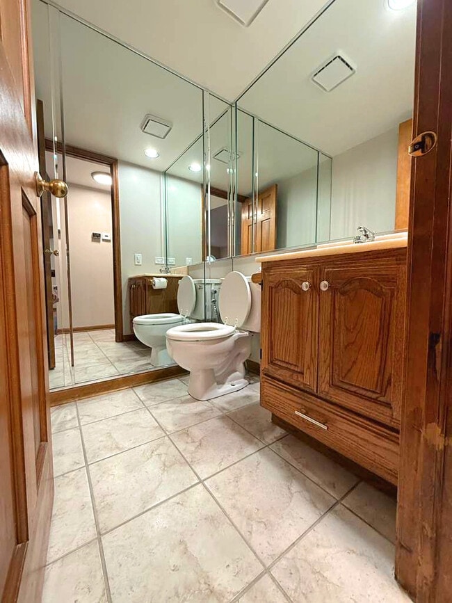 Building Photo - 4797 Amber Cir