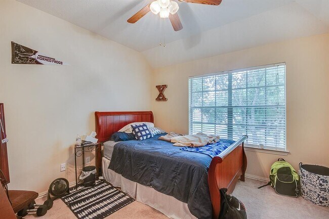 Building Photo - 2603 Plantation Hollow Ct