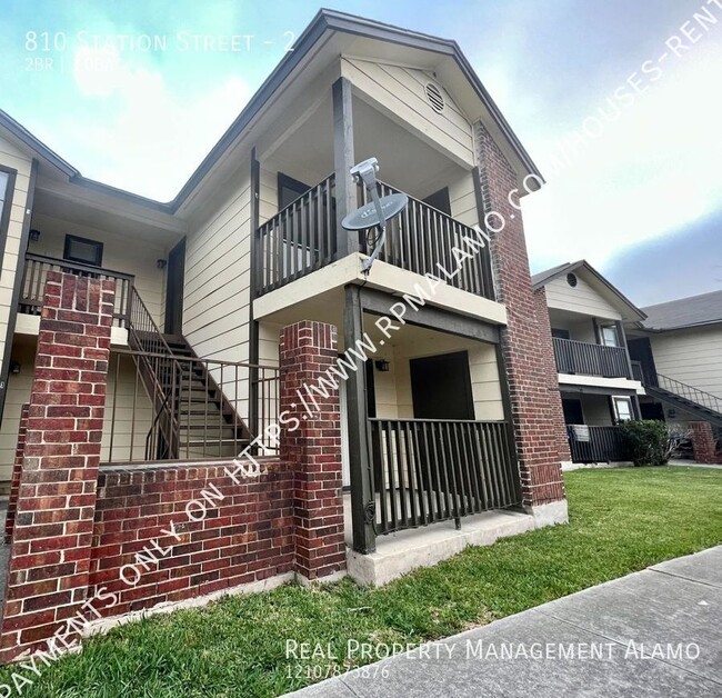 Primary Photo - *COMING SOON! * 2 Bedroom 1 Bath Home loca...