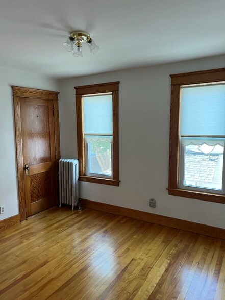 Building Photo - 40 Fairfax Rd