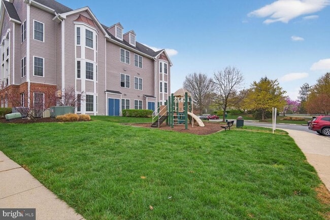 Building Photo - 46588 Drysdale Terrace