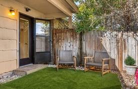 Building Photo - 8235 Summer Side Dr