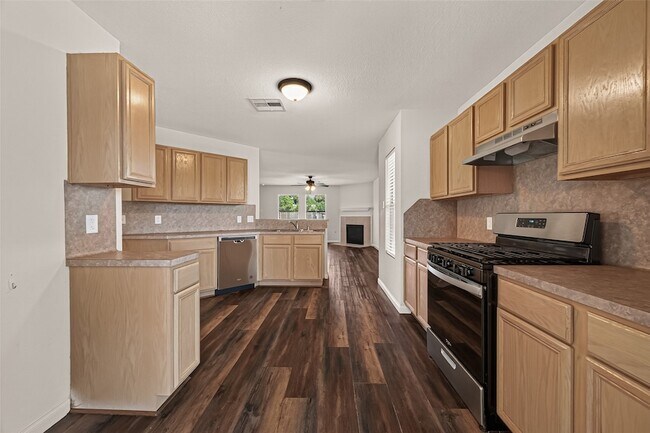 Building Photo - 14837 Peachmeadow Ln