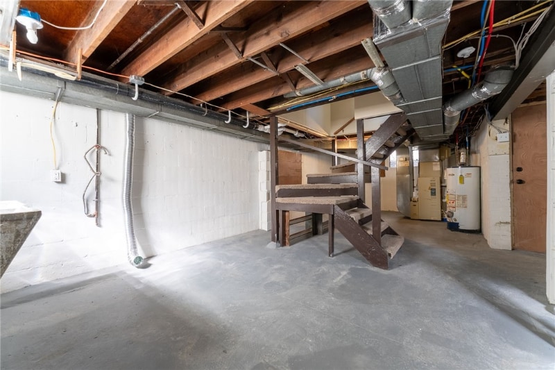 Building Photo - 918 Seventh St