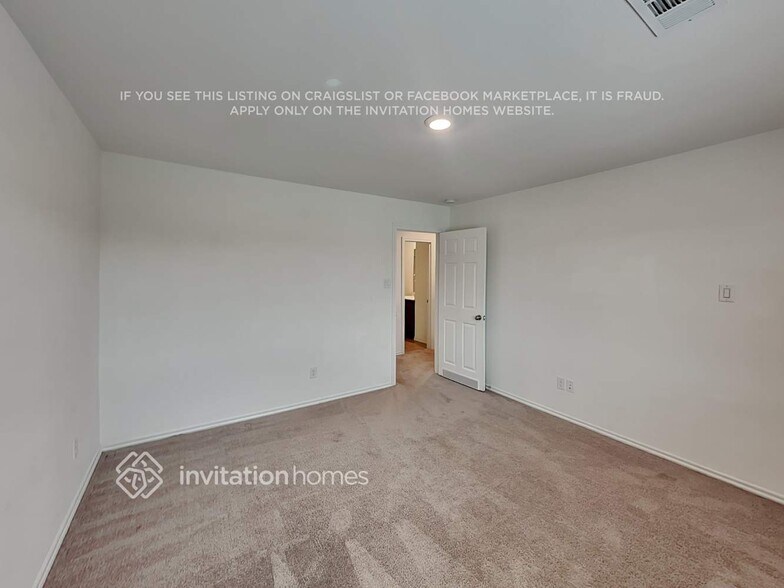 Building Photo - 18726 Faustina Way