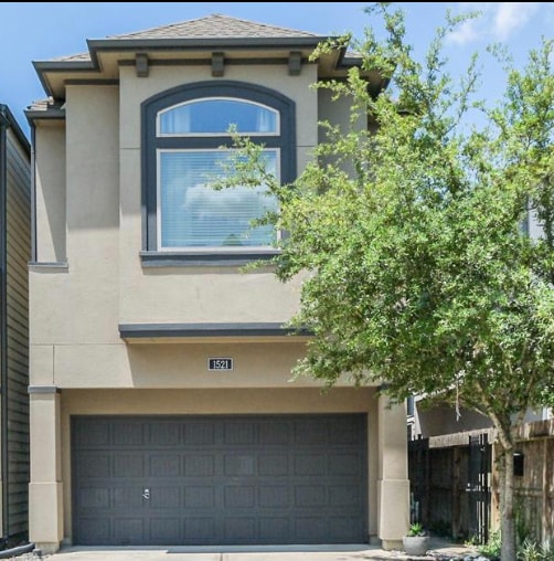 Building Photo - 1521 Nashua St