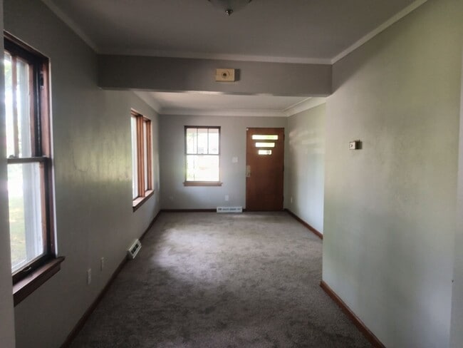 Building Photo - Available now! 2 Bedroom home for rent in ...