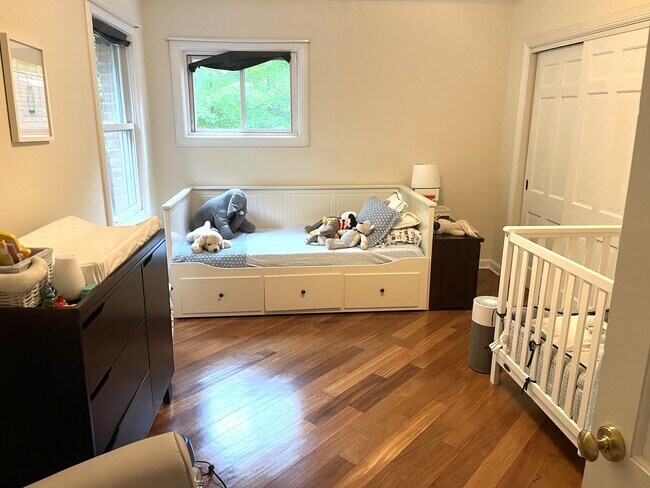 Building Photo - 565 Juneberry Rd