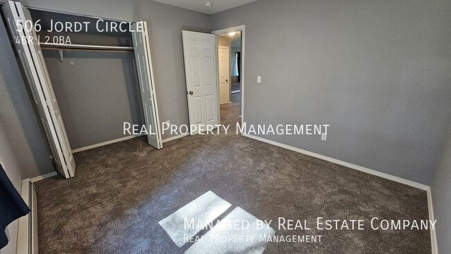 Building Photo - 506 Jordt Cir
