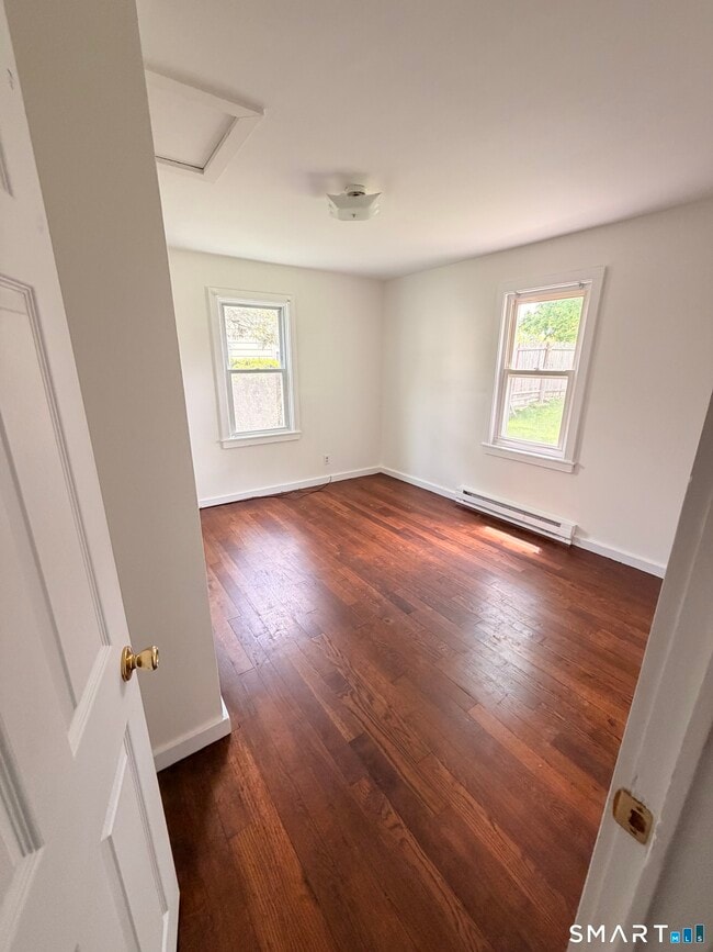 Building Photo - 48 Ridgeview Cir