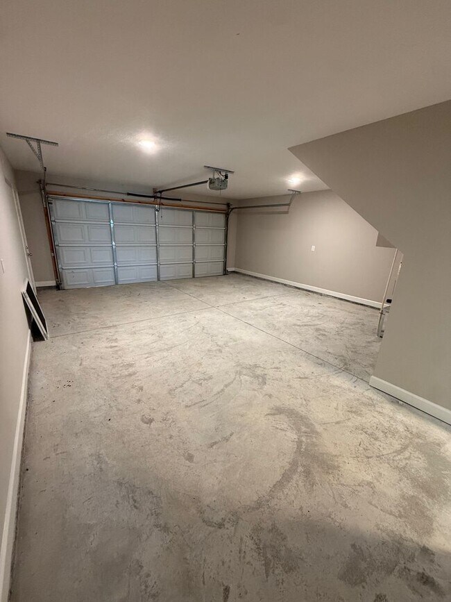 Building Photo - New Construction 3 Bedroom 2 bathroom for Lease