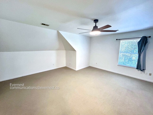 Building Photo - 5128 Bay Overlook Dr