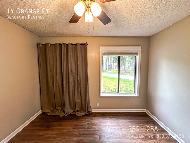 Building Photo - 14 Orange Ct
