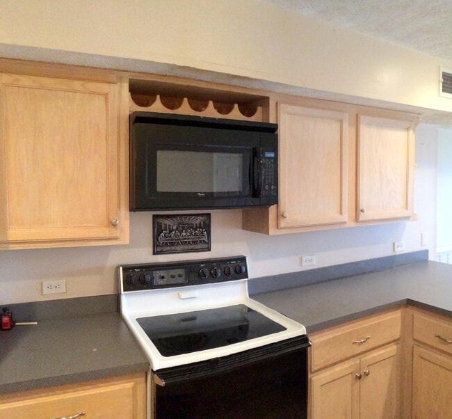 Condo 110 - 7 Foxfire Blvd