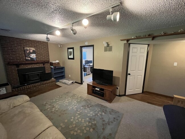 Building Photo - 8251 S Marshall Ct
