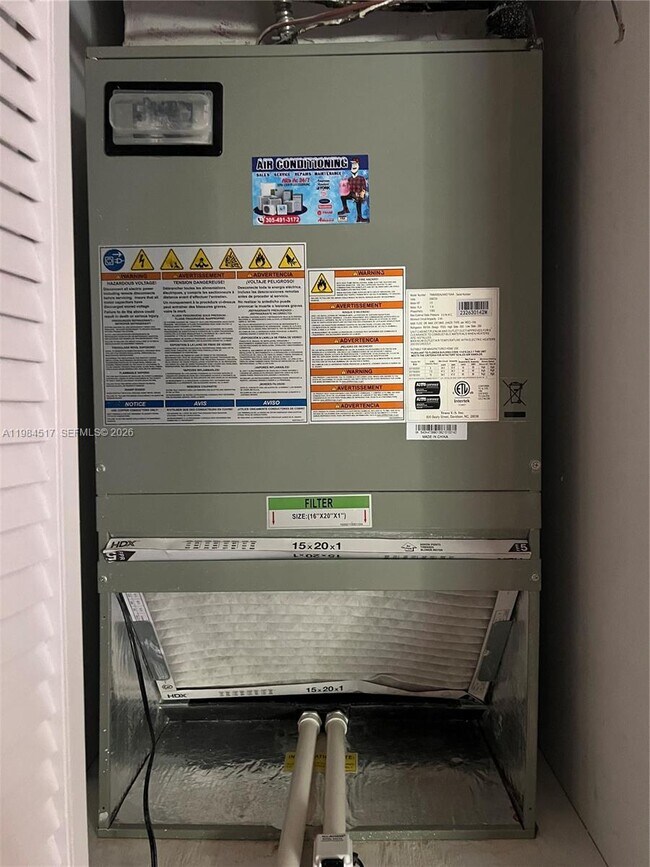 Building Photo - 3001 N Oakland Forest Dr