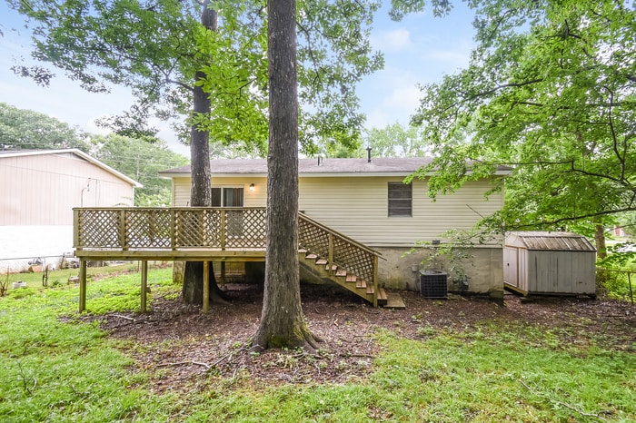 Building Photo - 2569 Gaylon St