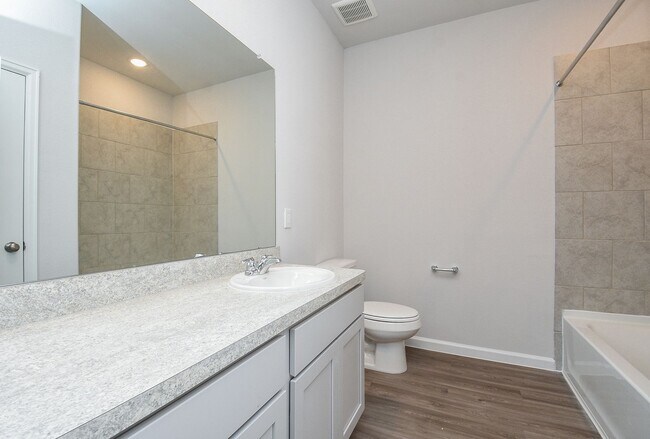 Building Photo - 16493 Moss Ln