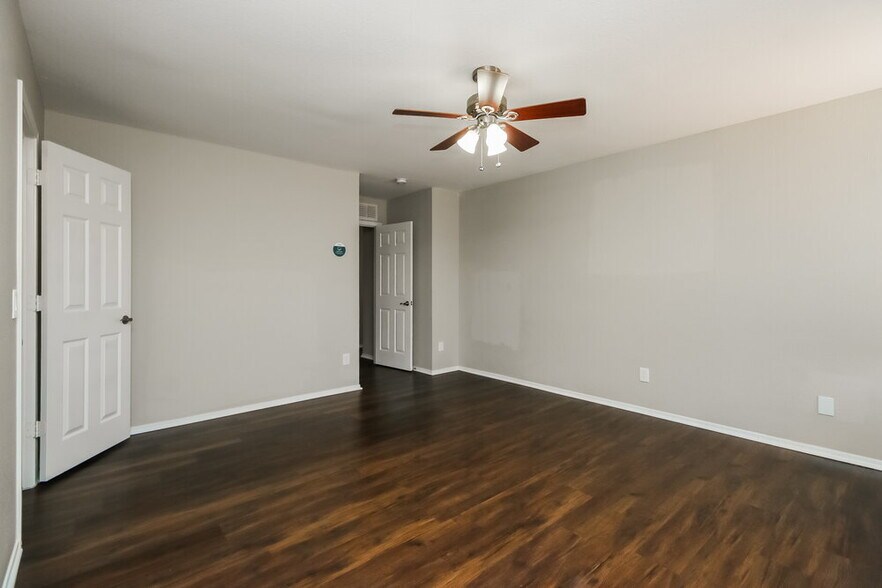 Building Photo - 27834 N 30th Ln