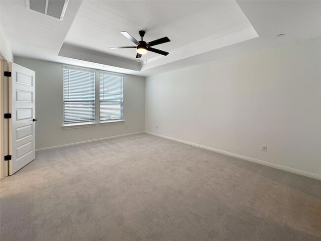 Building Photo - 2725 Woodall Dr