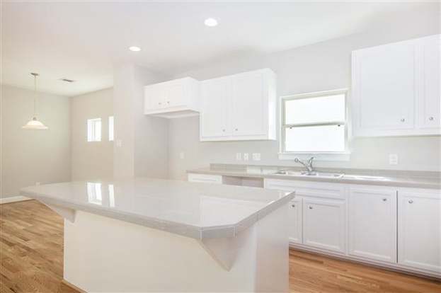 Building Photo - 11607 Main Ash Dr