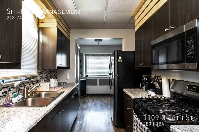 Building Photo - 1109 N 16th St