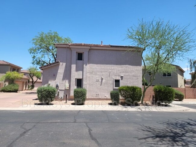 Building Photo - 15550 N Frank Lloyd Wright Blvd