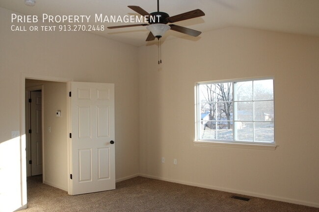 Building Photo - 21946 W 125th St