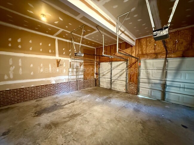 Building Photo - 306 Cary Pines Dr