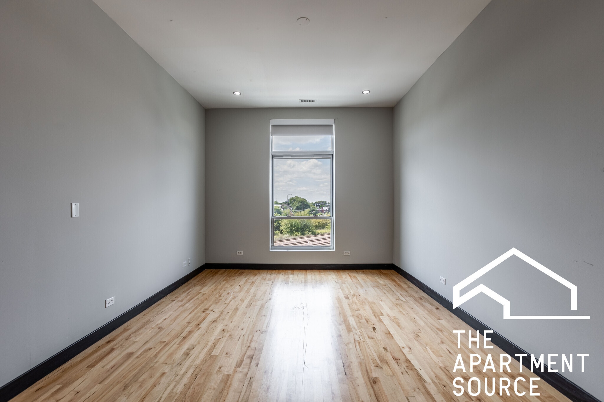 Building Photo - 2348 N Lister Ave