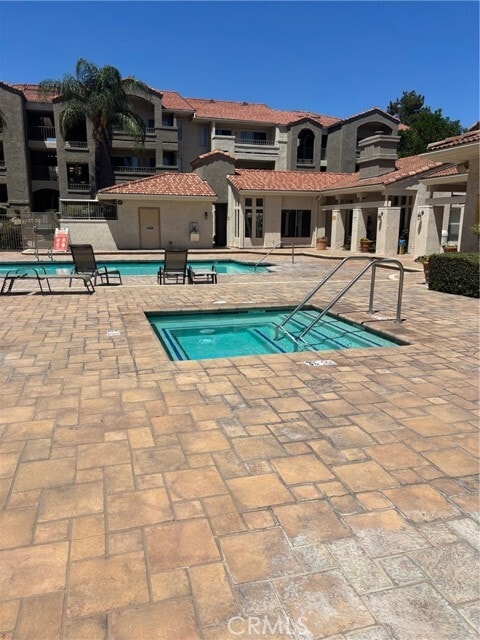 Building Photo - 1023 Vista Del Cerro Dr