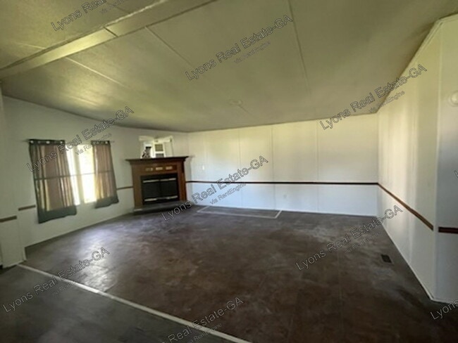 Building Photo - 906 Pleasantdale Cir