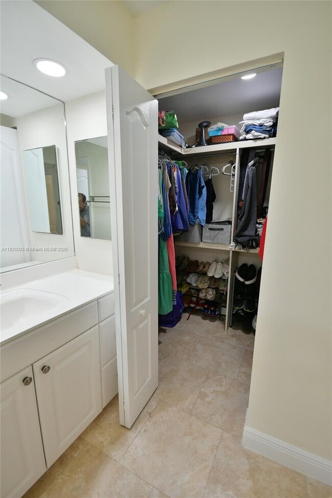 Building Photo - 12978 SW 91st Pl