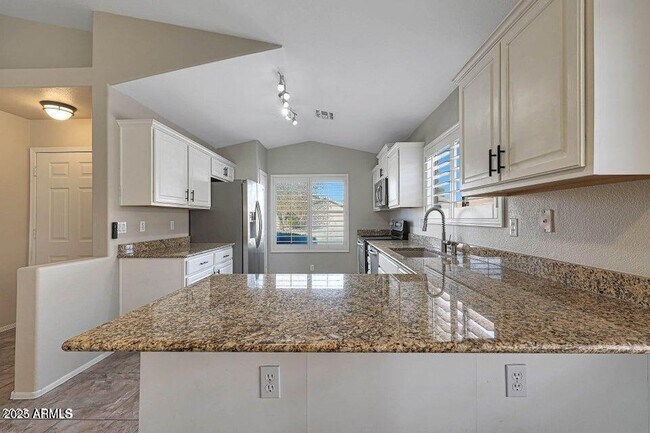 Building Photo - 8651 W Mauro Ln