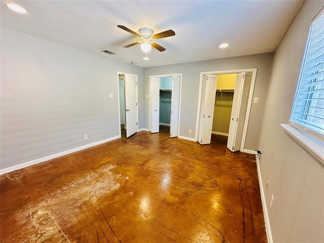 Building Photo - 3428 Willowrun Dr